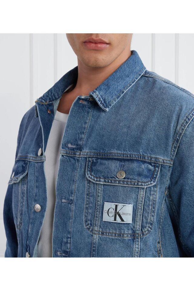 REGULAR 90S DENIM JACKET