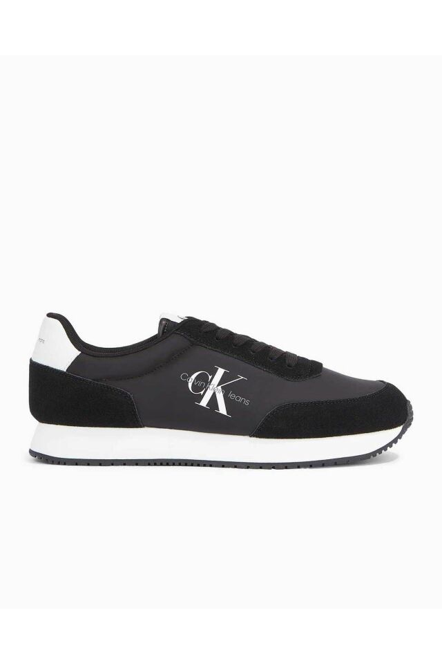 Retro Runner Low Top Sneakers