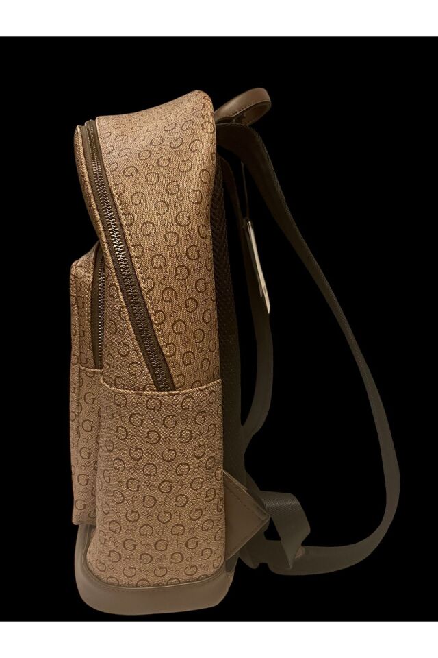 PETER BACKPACK