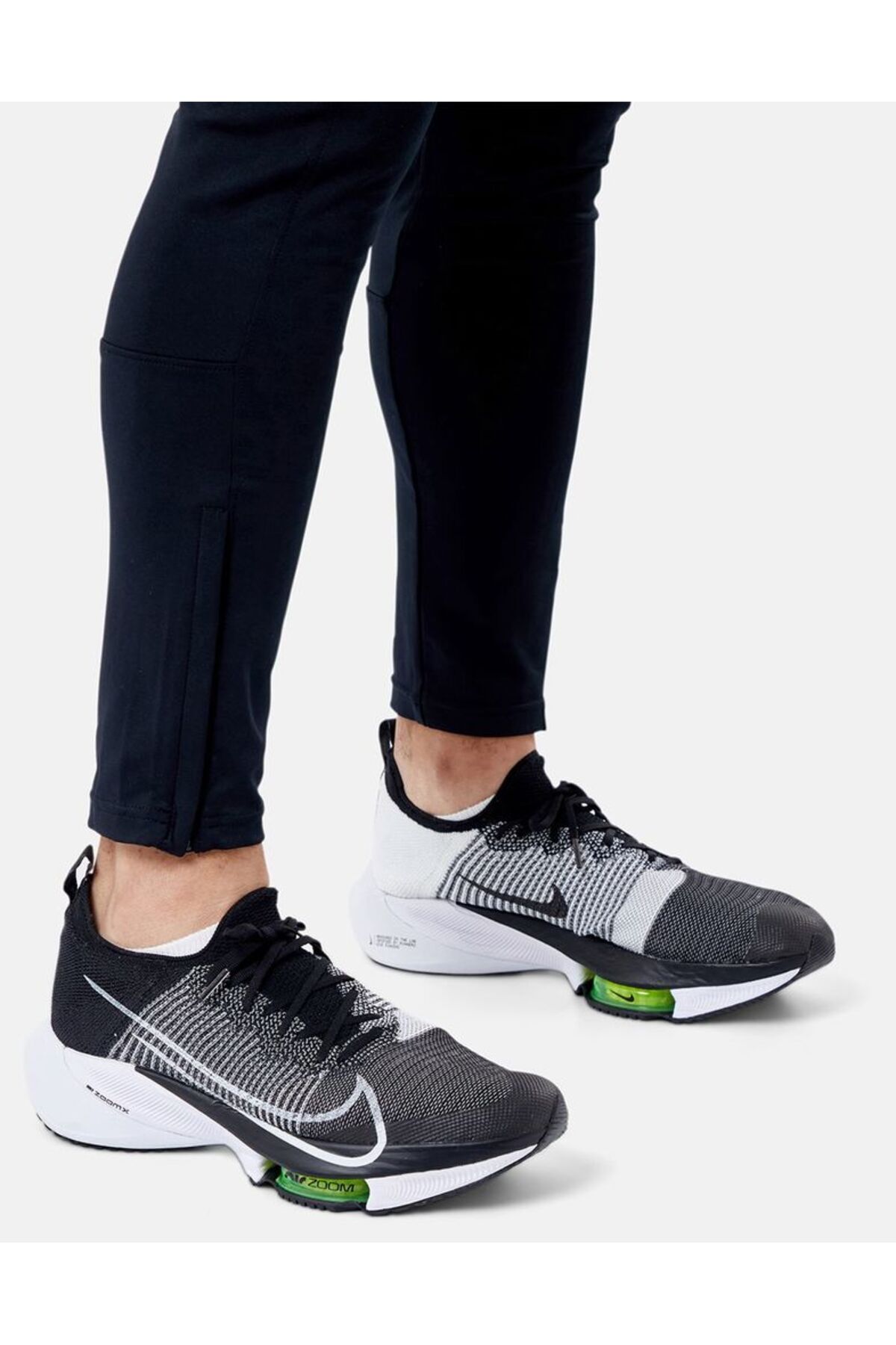 Air Zoom Tempo Next Erkek Sarı Koşu Ayakkabısı Cı9923-001(BİR NUMARA BÜYÜK ALMANIZI ÖNERİYORUZ) SİYAH-GRİ - 43