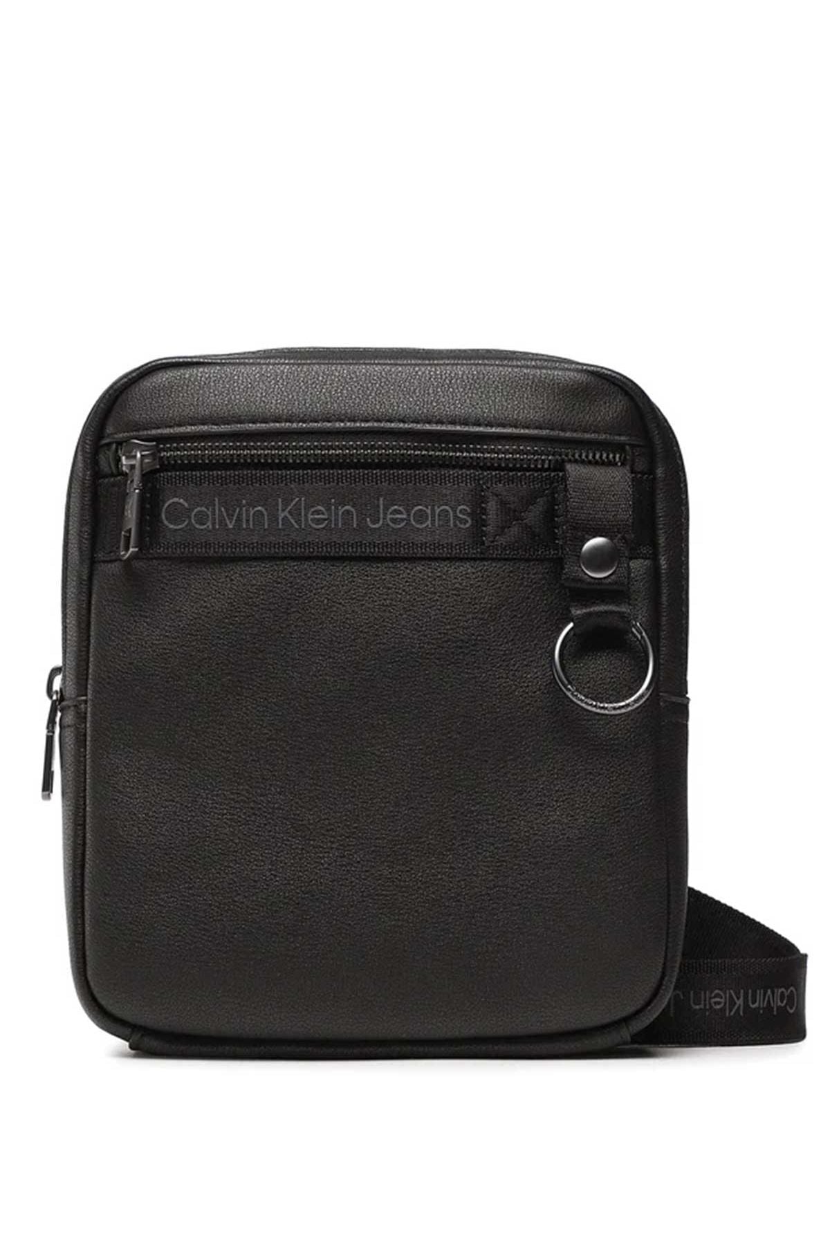 Erkek Calvin Klein Crossovers Çapraz Askılı Erkek Çantası K50K510110 Siyah