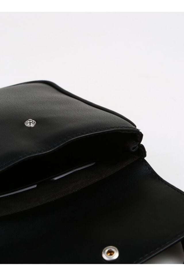 Siyah Erkek Airpods Uyumlu Kılıfı MONOGRAM SOFT PHONE CB