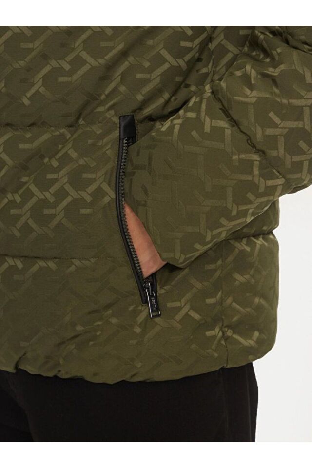 LIMITED EDITION MONOGRAM PUFFA MONT Görseldeki renk - S