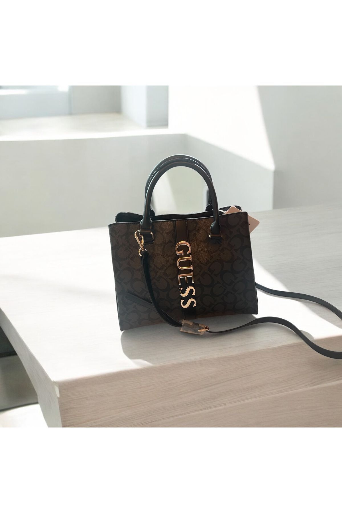 Garrick Satchel Bag Görseldeki renk