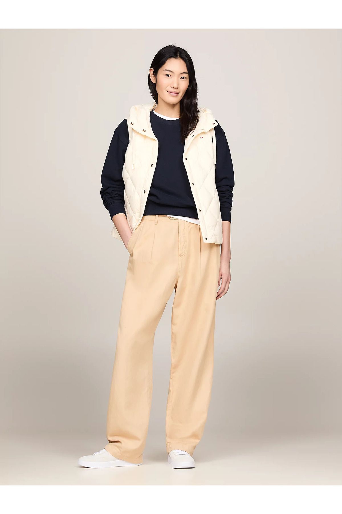 Classics Water Repellent Down Quilted Hooded Vest Görseldeki renk - S