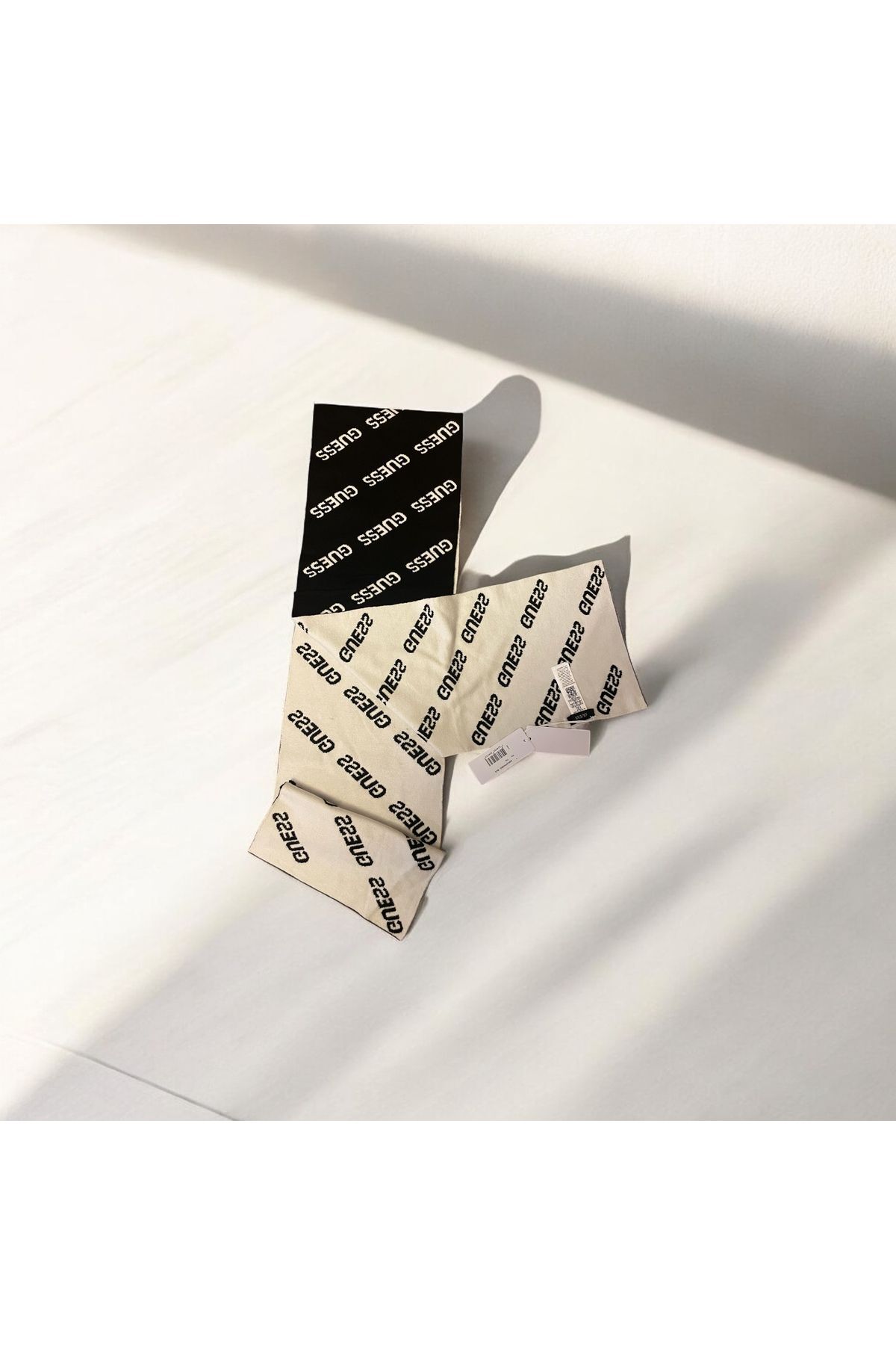 Atkı Çift taraflı siyah-beyaz - 180 x 25