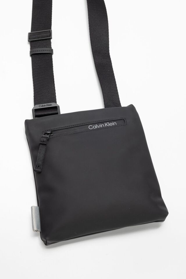 Rubberized Conv Flatpack Erkek Reporter Çantak50k510795 siyah